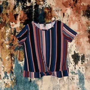 Stripped cropped shirt